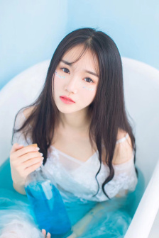国产午夜精品理论片小YO奈